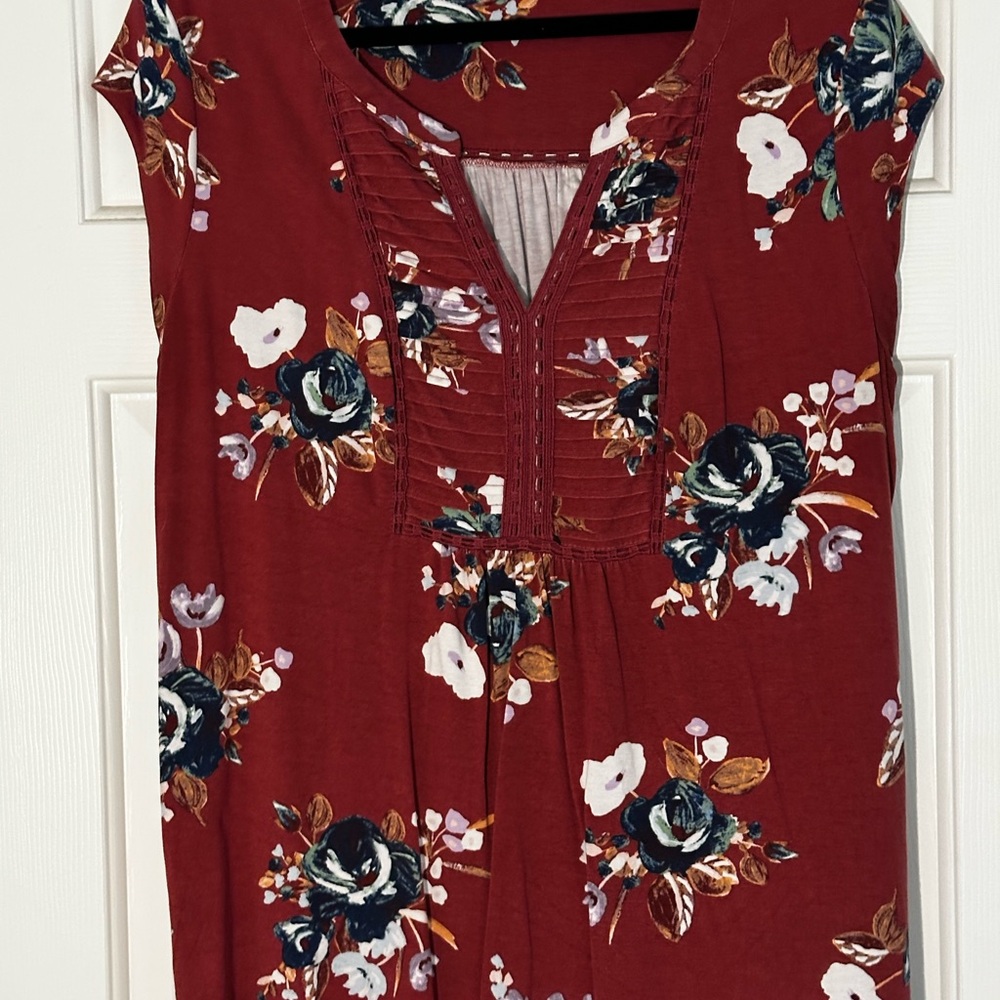 Daniel Rainn Red Cap Sleeve Blouse with Floral Print